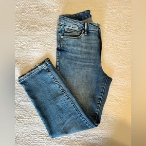 Good American Good Legs Distressed Straight Jeans size 30 / 10